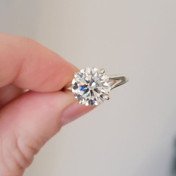 New 4ct Certified Moissanite Engagement Ring, size 7 - Picture 4 of 11